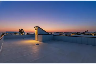 2518 Avenue B, Bradenton Beach, FL 34217 - Photo 79