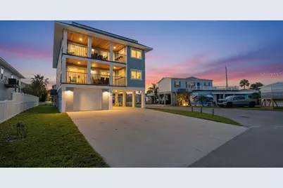 2518 Avenue B, Bradenton Beach, FL 34217 - Photo 1