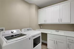 3450 77th St W, Bradenton, FL 34209 - Photo 35
