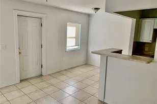 2038 19th Ave W, Bradenton, FL 34205 - Photo 3