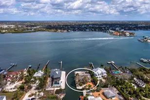 1267 Starboard Ln, Sarasota, FL 34242 - Photo 3