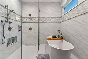 7088 Saddle Creek Ln, Sarasota, FL 34241 - Photo 23