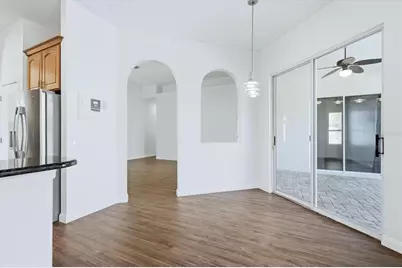 8876 Huntington Pointe Drive, Sarasota, FL 34238 - Photo 13