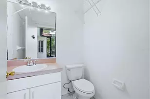 8876 Huntington Pointe Dr, Sarasota, FL 34238 - Photo 37