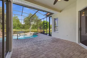 8876 Huntington Pointe Dr, Sarasota, FL 34238 - Photo 27
