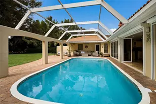 218 Robin Dr, Sarasota, FL 34236 - Photo 31