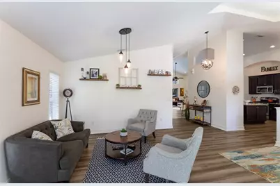 12002 Forest Park Circle, Bradenton, FL 34211 - Photo 9