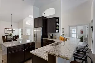 12002 Forest Park Cir, Bradenton, FL 34211 - Photo 11