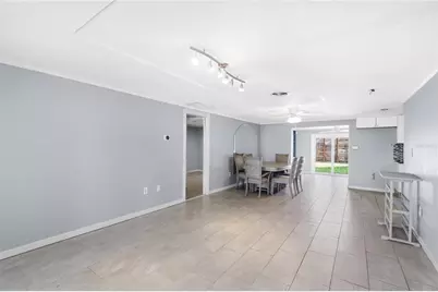 545 Bluebell Road, Venice, FL 34293 - Photo 9