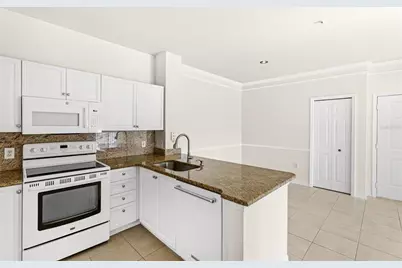 5110 Northridge Road #203, Sarasota, FL 34238 - Photo 11