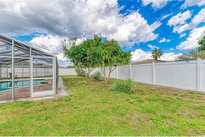 7309 Meadowbrook Drive, Sarasota, FL 34243 - Photo 37