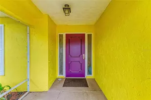 7309 Meadowbrook Dr, Sarasota, FL 34243 - Photo 3