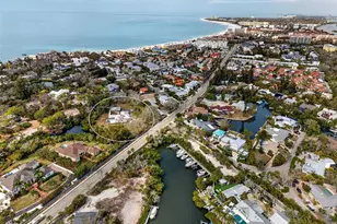 7108 Midnight Pass Rd, Sarasota, FL 34242 - Photo 5