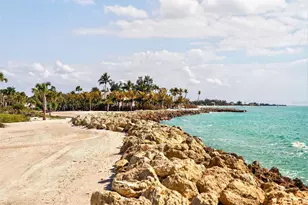 7108 Midnight Pass Rd, Sarasota, FL 34242 - Photo 69