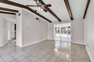 4867 Huntleigh Dr, Sarasota, FL 34233 - Photo 7