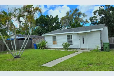 2014 10th Street W #B, Bradenton, FL 34205 - Photo 1