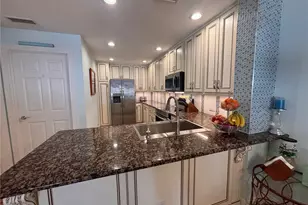 7753 Bergamo Ave, Sarasota, FL 34238 - Photo 9