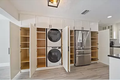 3118 Key Way, Sarasota, FL 34239 - Photo 11