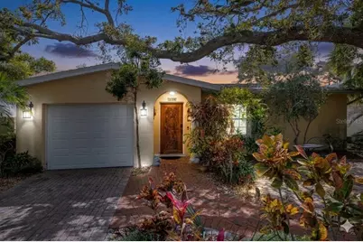 239 Sovrano Road, Venice, FL 34285 - Photo 3