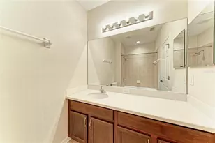 8160 Villa Grande Ct, Sarasota, FL 34243 - Photo 33