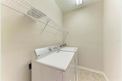 8160 Villa Grande Ct, Sarasota, FL 34243 - Photo 35