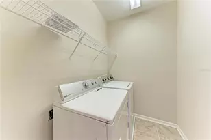 8160 Villa Grande Ct, Sarasota, FL 34243 - Photo 35