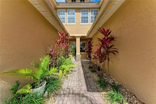 8160 Villa Grande Ct, Sarasota, FL 34243 - Photo 3