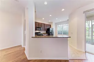 8160 Villa Grande Ct, Sarasota, FL 34243 - Photo 9