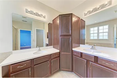 8160 Villa Grande Ct, Sarasota, FL 34243 - Photo 25