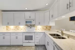 1233 Spoonbill Landings Cir, Bradenton, FL 34209 - Photo 7