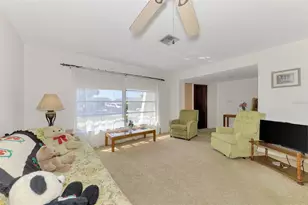 430 Sunnyside Dr, Venice, FL 34293 - Photo 9