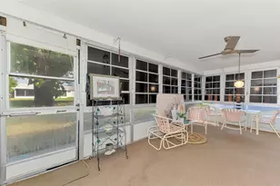 430 Sunnyside Dr, Venice, FL 34293 - Photo 15