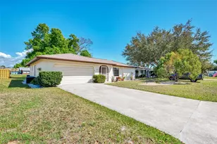 430 Sunnyside Dr, Venice, FL 34293 - Photo 1