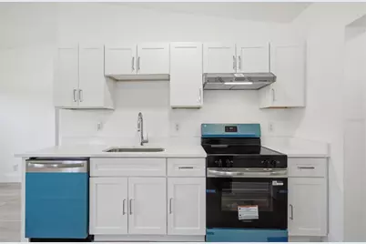 2547 14th Avenue S, Saint Petersburg, FL 33712 - Photo 9