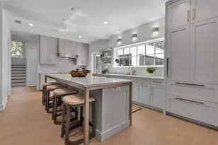 943 Pomelo Pl, Sarasota, FL 34236 - Photo 11