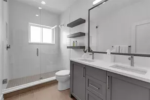 943 Pomelo Pl, Sarasota, FL 34236 - Photo 31