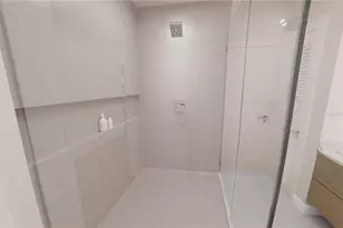 4950 Remington Dr, Sarasota, FL 34234 - Photo 11