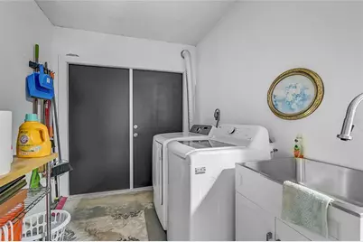 7128 W Country Club Drive N, Sarasota, FL 34243 - Photo 25