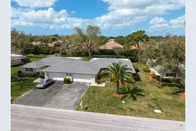 7128 W Country Club Drive N, Sarasota, FL 34243 - Photo 31