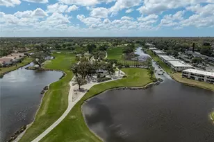 7128 W Country Club Dr N, Sarasota, FL 34243 - Photo 39