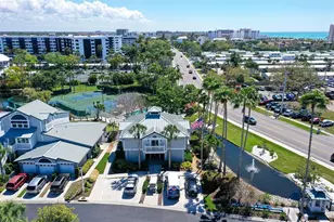 1200 Siesta Bayside Dr, Sarasota, FL 34242 - Photo 5