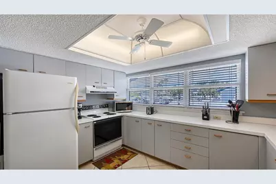 1200 Siesta Bayside Drive #1200G, Sarasota, FL 34242 - Photo 19