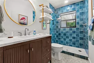 157 Garden Ln, Sarasota, FL 34242 - Photo 51