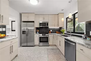 157 Garden Ln, Sarasota, FL 34242 - Photo 21