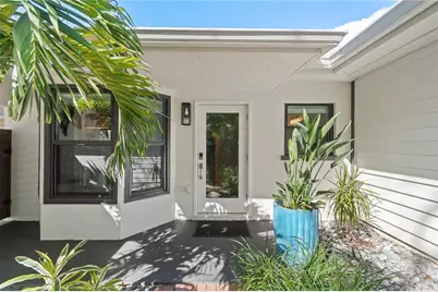 157 Garden Lane, Sarasota, FL 34242 - Photo 5