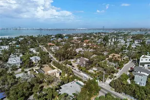 157 Garden Ln, Sarasota, FL 34242 - Photo 67