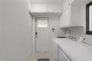 157 Garden Ln, Sarasota, FL 34242 - Photo 53