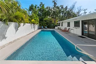 157 Garden Ln, Sarasota, FL 34242 - Photo 59