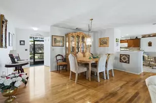 4140 Oakhurst Cir W, Sarasota, FL 34233 - Photo 9