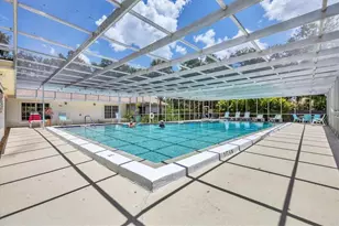 4140 Oakhurst Cir W, Sarasota, FL 34233 - Photo 27